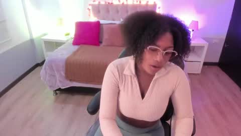Snapshot of ebony_fantasy2 chatting on 04-15-26, 11:17 ebony_fantasy2 online show from 04-15-26, 11:17