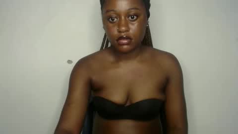 Ella online show from 09-09-25, 07:41
