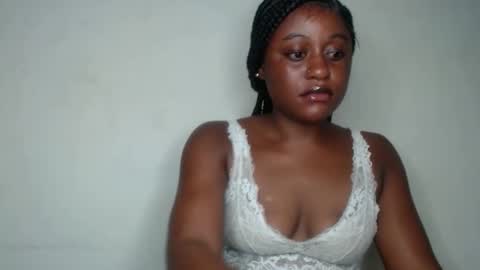 Ella online show from 09-22-25, 07:05