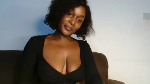 ebony online show from 09-28-25, 09:42