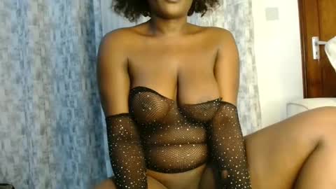 Snapshot of ebony_ghoddes chatting on 11-02-25, 11:07 ebony online show from 11-02-25, 11:07