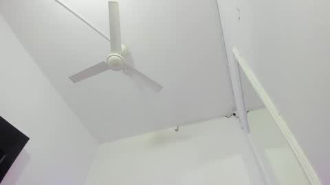Snapshot of ebony_katterin chatting on 12-29-24, 03:13 ebony_katterin online show from 12-29-24, 03:13