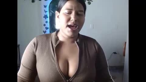 ebony_luna1 online show from 02-15-26, 02:25