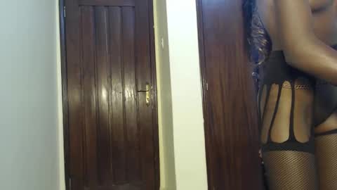 ebony_petite02 online show from 01-11-25, 01:16