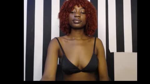 Ella online show from 10-01-25, 12:33