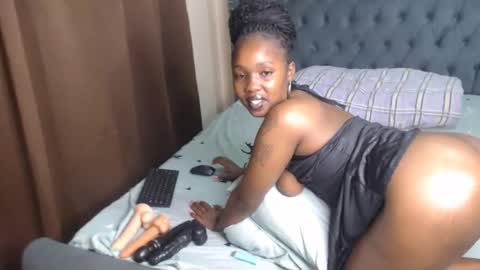 Sappire Gold online show from 09-29-25, 02:06