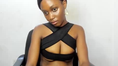 Snapshot of ebony_slimgirl2 chatting on 10-14-25, 05:52 Ebony-slimgirl2 online show from 10-14-25, 05:52