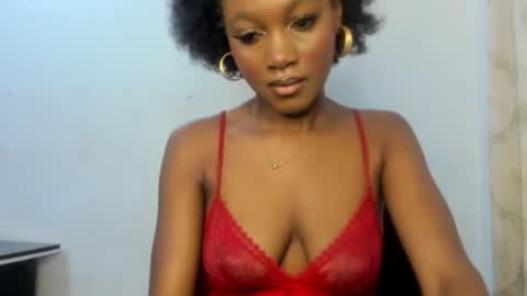 Snapshot of ebony_slimgirl2 chatting on 10-27-25, 06:01 Ebony-slimgirl2 online show from 10-27-25, 06:01
