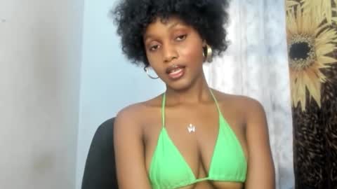 Snapshot of ebony_slimgirl2 chatting on 11-14-25, 06:56 Ebony-slimgirl2 online show from 11-14-25, 06:56