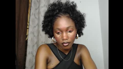 Snapshot of ebony_slimgirl2 chatting on 11-22-25, 06:29 Ebony-slimgirl2 online show from 11-22-25, 06:29