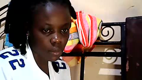 Snapshot of ebony_vellyn20 chatting on 02-09-26, 09:08 ebony_vellyn20 online show from 02-09-26, 09:08