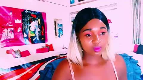 Snapshot of ebonyblisss chatting on 02-11-25, 09:35 Tamia online show from 02-11-25, 09:35