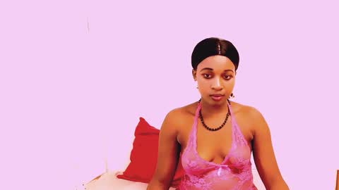 Snapshot of ebonyblisss chatting on 02-28-25, 07:03 Tamia online show from 02-28-25, 07:03