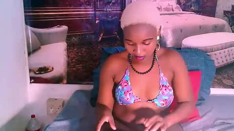 Snapshot of ebonyblisss chatting on 03-11-25, 07:04 Tamia online show from 03-11-25, 07:04