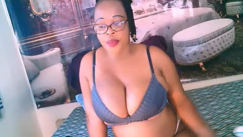 Snapshot of ebonyblooom69 chatting on 09-18-25, 06:37 ebonyblooom69 online show from 09-18-25, 06:37