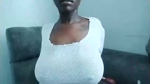 Ebony Melanie online show from 02-10-25, 10:31