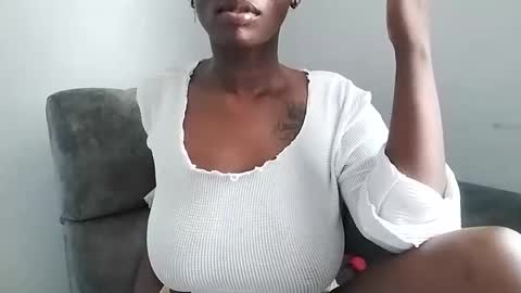 Ebony Melanie online show from 02-11-25, 05:58