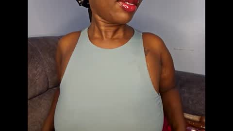Ebony Melanie online show from 10-10-25, 09:03
