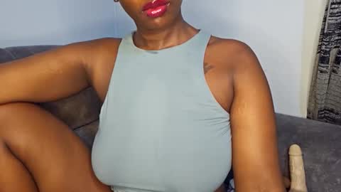 Ebony Melanie online show from 12-01-25, 11:32