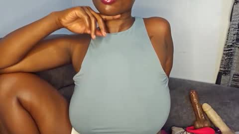 Ebony Melanie online show from 12-04-25, 12:42