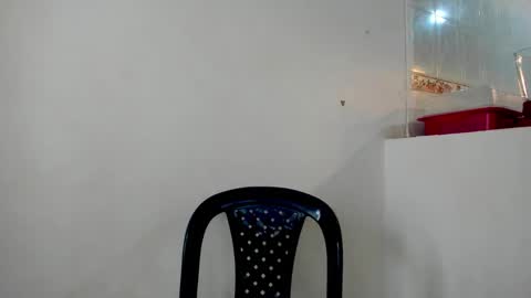   online show from 11-05-25, 10:10