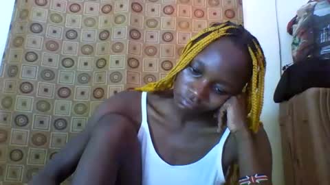 Snapshot of ebonycutegal4 chatting on 01-28-25, 06:27 MELLEN online show from 01-28-25, 06:27