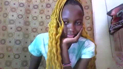 Snapshot of ebonycutegal4 chatting on 01-29-25, 06:22 MELLEN online show from 01-29-25, 06:22