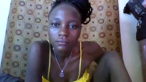 Snapshot of ebonycutegal4 chatting on 02-11-25, 06:51 MELLEN online show from 02-11-25, 06:51