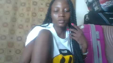 Snapshot of ebonycutegal4 chatting on 02-15-25, 05:39 MELLEN online show from 02-15-25, 05:39