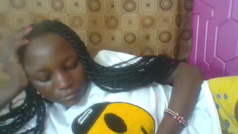 Snapshot of ebonycutegal4 chatting on 02-16-25, 12:10 MELLEN online show from 02-16-25, 12:10