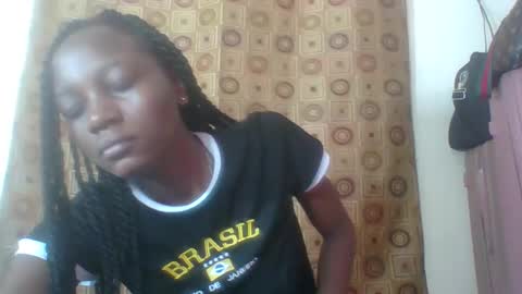 Snapshot of ebonycutegal4 chatting on 02-20-25, 05:44 MELLEN online show from 02-20-25, 05:44