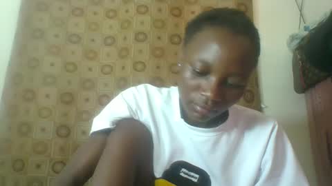 Snapshot of ebonycutegal4 chatting on 02-24-25, 06:49 MELLEN online show from 02-24-25, 06:49