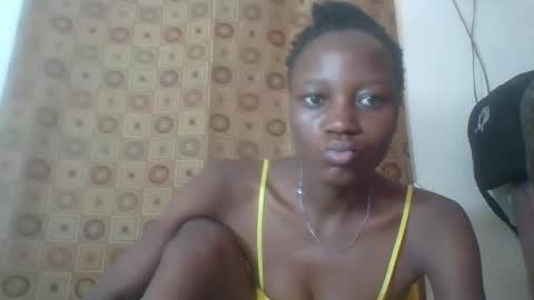 Snapshot of ebonycutegal4 chatting on 02-25-25, 06:14 MELLEN online show from 02-25-25, 06:14