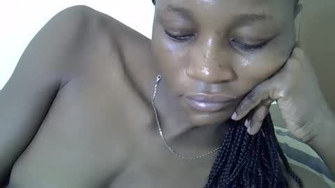 Snapshot of ebonycutegal4 chatting on 09-18-25, 09:00 MELLEN online show from 09-18-25, 09:00