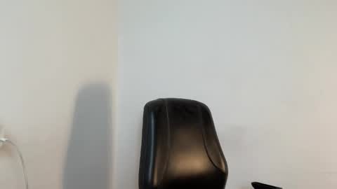 Diana online show from 12-16-24, 08:37