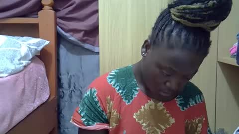 Snapshot of ebonydora chatting on 11-24-25, 04:12 ebonydora online show from 11-24-25, 04:12