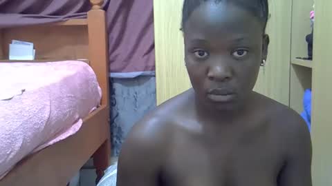 Snapshot of ebonydora chatting on 12-02-25, 09:58 ebonydora online show from 12-02-25, 09:58