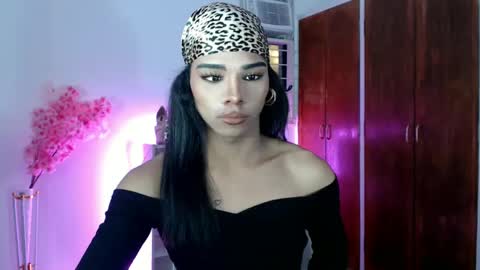 ebonyenchantressx online show from 03-10-25, 10:37