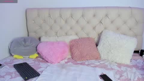Snapshot of ebonygoddes03 chatting on 02-01-25, 02:16 Queen Ebony online show from 02-01-25, 02:16