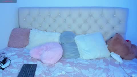 Snapshot of ebonygoddes03 chatting on 03-05-25, 04:34 Queen Ebony online show from 03-05-25, 04:34