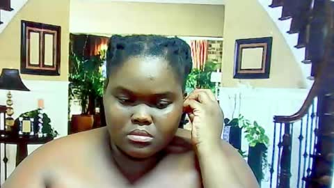 ebonyhotbuns4u2luv online show from 02-12-25, 10:04