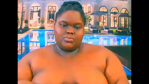 ebonyhotbuns4u2luv online show from 12-15-25, 08:57