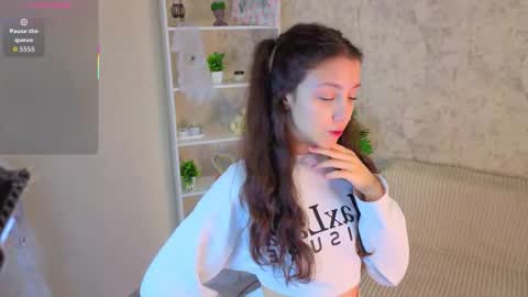 Milly online show from 11-11-25, 03:39