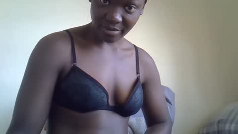 Snapshot of ebonyliliana chatting on 01-16-25, 11:48 ebonyliliana online show from 01-16-25, 11:48