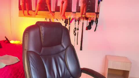 Snapshot of ebonynaughty chatting on 12-05-25, 03:15 Carmen online show from 12-05-25, 03:15