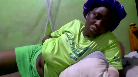 Toto online show from 10-31-25, 02:56