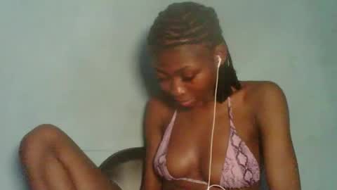 Snapshot of ebonyxxbabe chatting on 10-14-25, 11:27 ebonyxxbabe online show from 10-14-25, 11:27