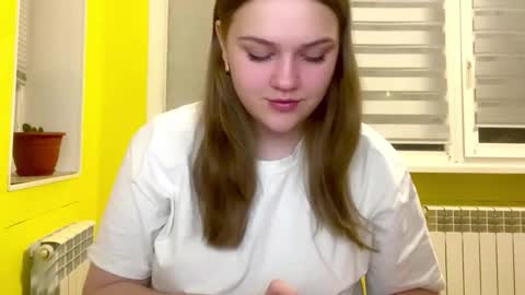 Mia online show from 02-21-26, 02:40