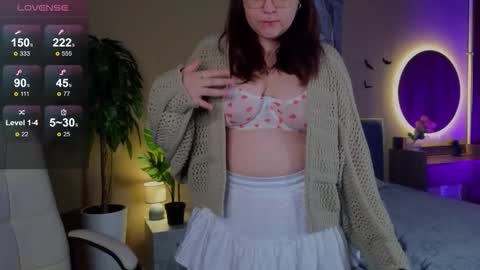      online show from 11-18-25, 06:51