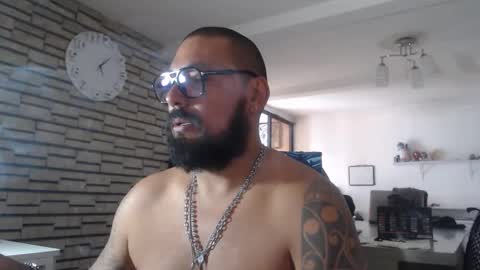 edgarram83 online show from 09-11-25, 04:07